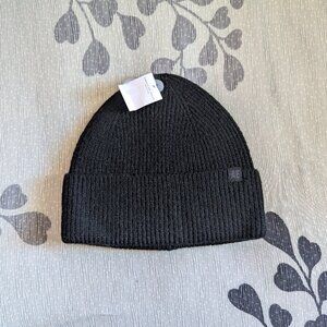 NWT American Eagle Outfitters Ribbed Knit Beanie Unisex Steel Gray